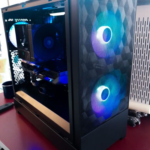 Mänguarvuti 6: CPU - AMD Ryzen 9 9950x, RAM - 64GB DDR5, GPU - Nvidia RTX4080