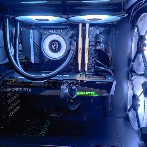Mänguarvuti 3: CPU - Intel i7-14700KF, RAM - 32GB DDR5, GPU - Nvidia RTX4090 24GB